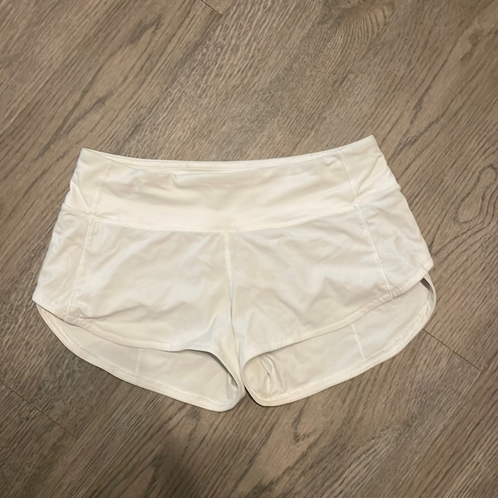 Lululemon Speed up low rise shorts